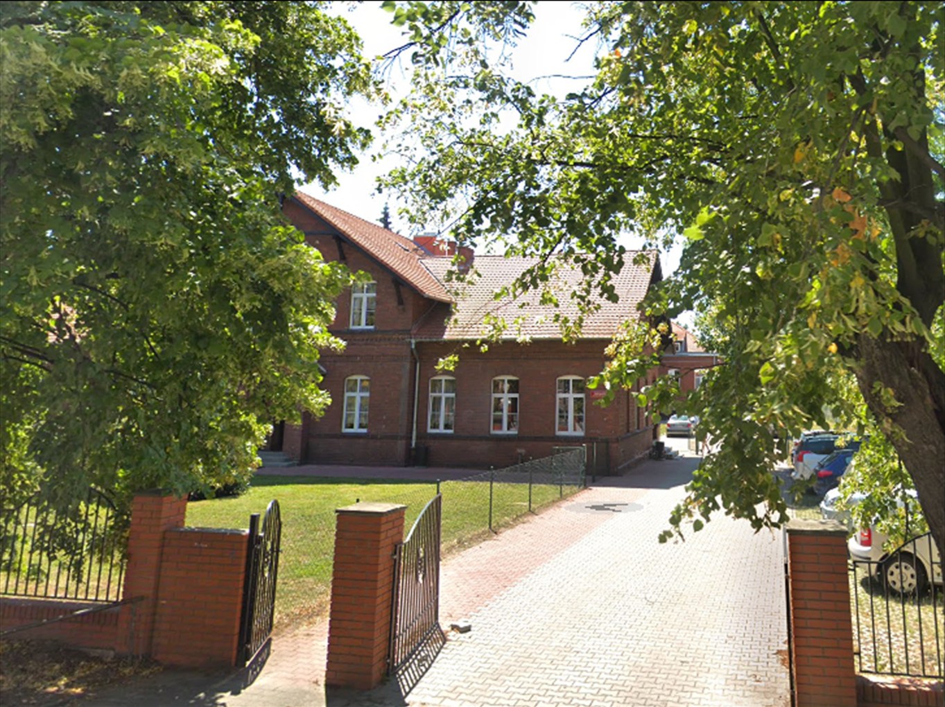 Budynek gabinetu zamiejscowego w Kątach Wrocławskich